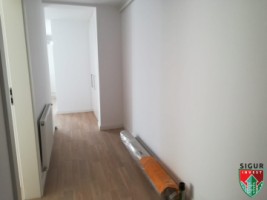 apartament-2-camere-mobilat-modern-et1-boxa-zona-valea-aurie-4